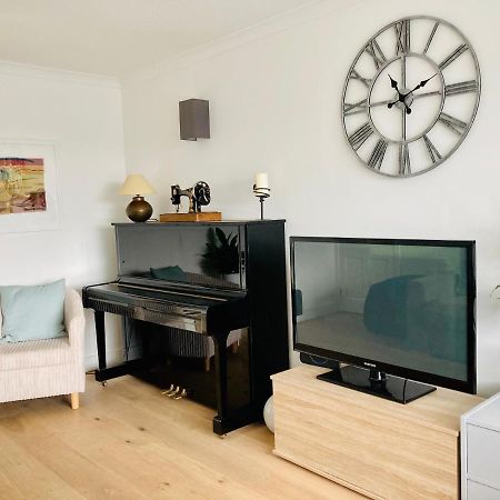 Welcoming Bungalow With Parking And Garden St Agnes  Eksteriør bilde